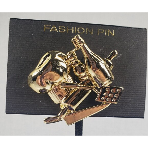 Vintage Signed AJC Culinary Chef Hat Utensils Knife Gold Tone Brooch - Picture 1 of 9
